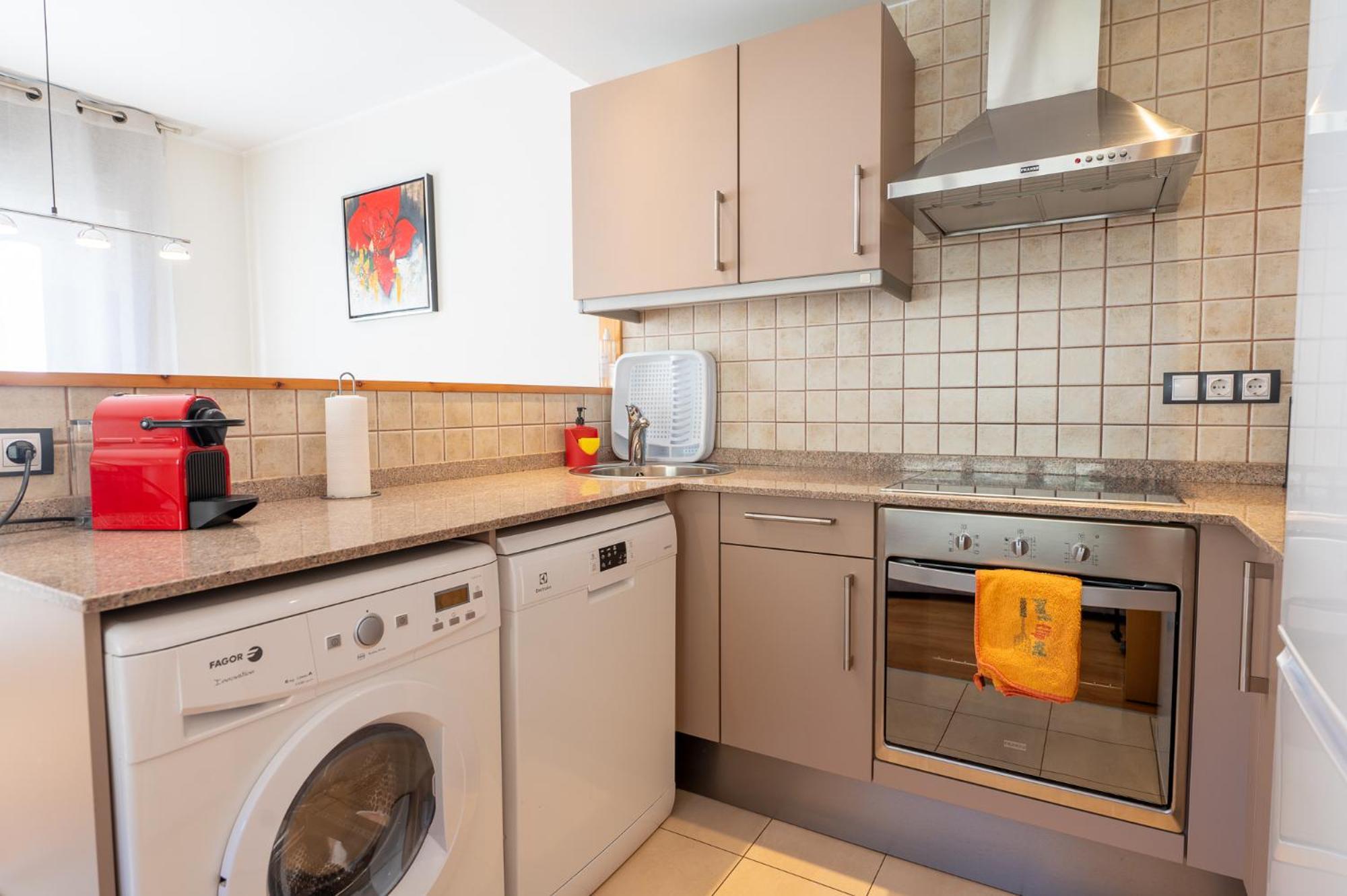 Apartaments Ashome 卡尼略 外观 照片